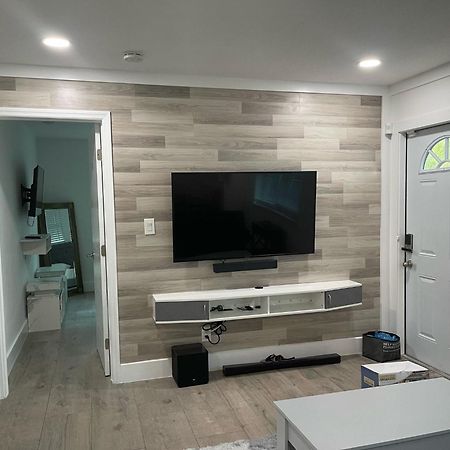 Cozy New Renovated Apartment Φορτ Λόντερντεϊλ Εξωτερικό φωτογραφία